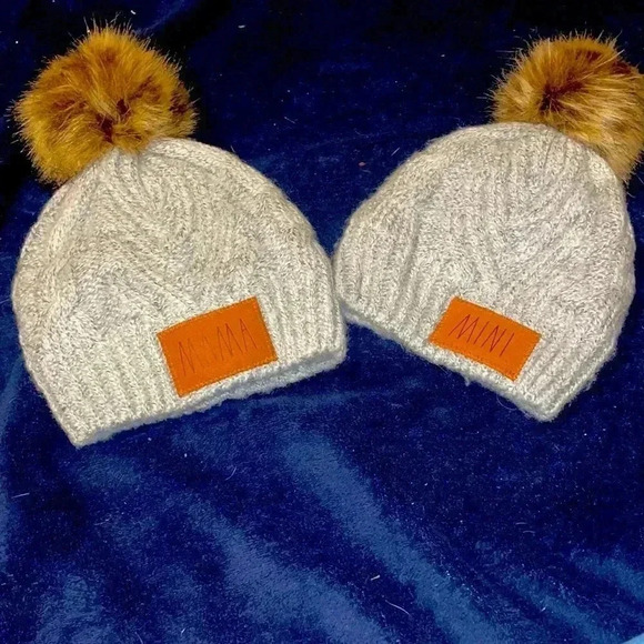 Mama & Mini Beanie Hats - Picture 1 of 3
